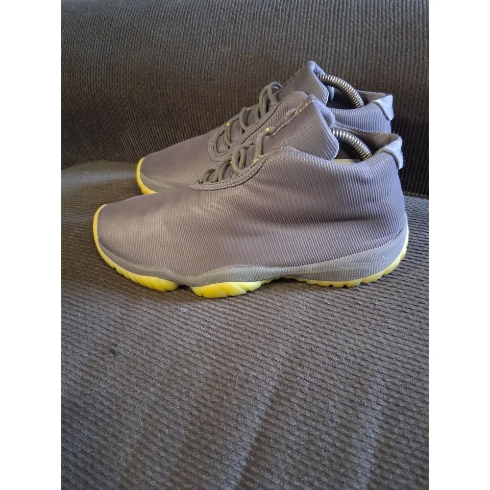 Nike‎ Sneakers Men's 8 Air Jordan Future Dark Grey Volt Shoes 656503-025